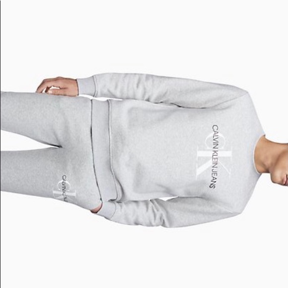 Calvin Klein vintage sweatshirt - Picture 2 of 9